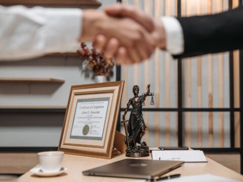 free vs paid legal consultation