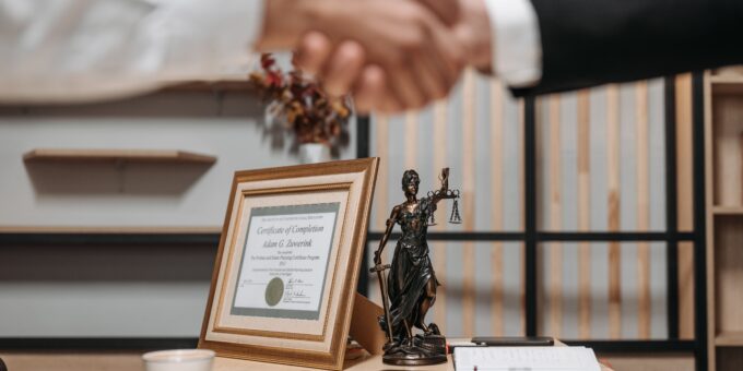 free vs paid legal consultation